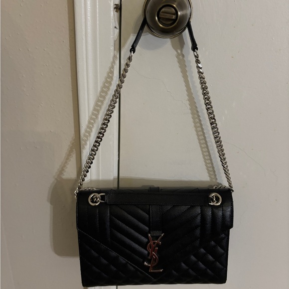 YSL ENVELOPE MEDIUM IN QUILTED GRAIN DE POUDRE EMBOSSED LEATHER HANDBAG - Picture 4 of 7